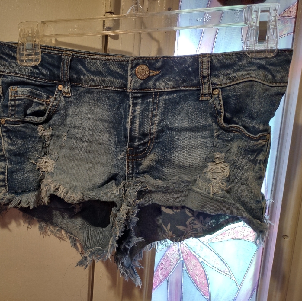 Wax brand size small
